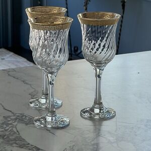 Wine Glass Gold Greek Key‎ Pattern Fluted 7 inch tall Elegant